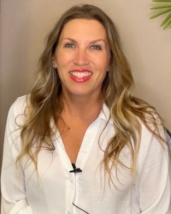 Abigail Adams, MD, Owner, AmSpa Plus Member